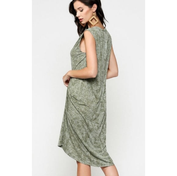 FINAL SALE🆕🌿DRAPED KNIT DRESS🌿 - Picture 3 of 5